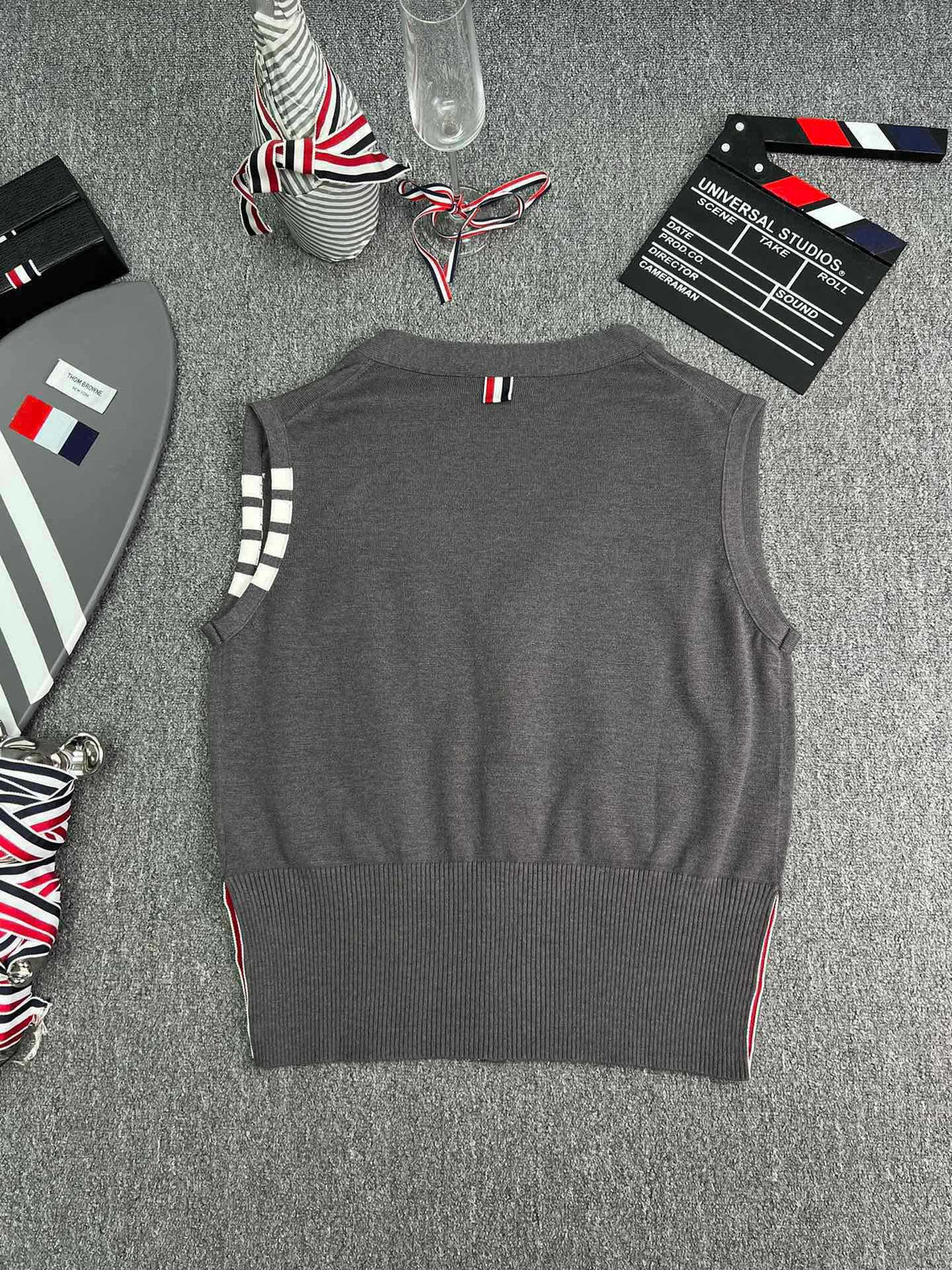 Thom Browne Style Four-Bar V-Neck Button Knit Vest