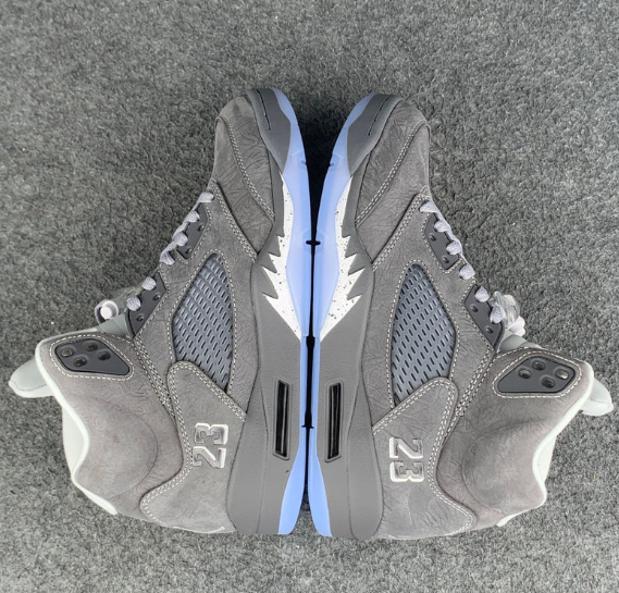 Air Jordan 5 'Wolf Grey' 2026 Sneakers