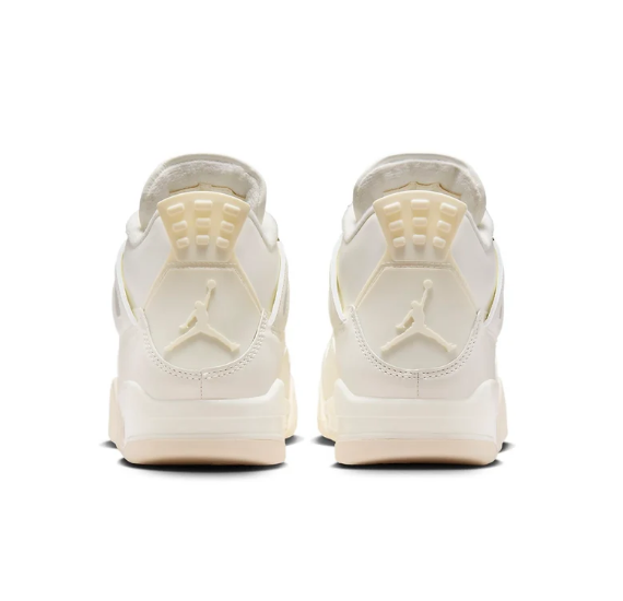 Air Jordan 4 Retro WMNS 'Metallic Gold'