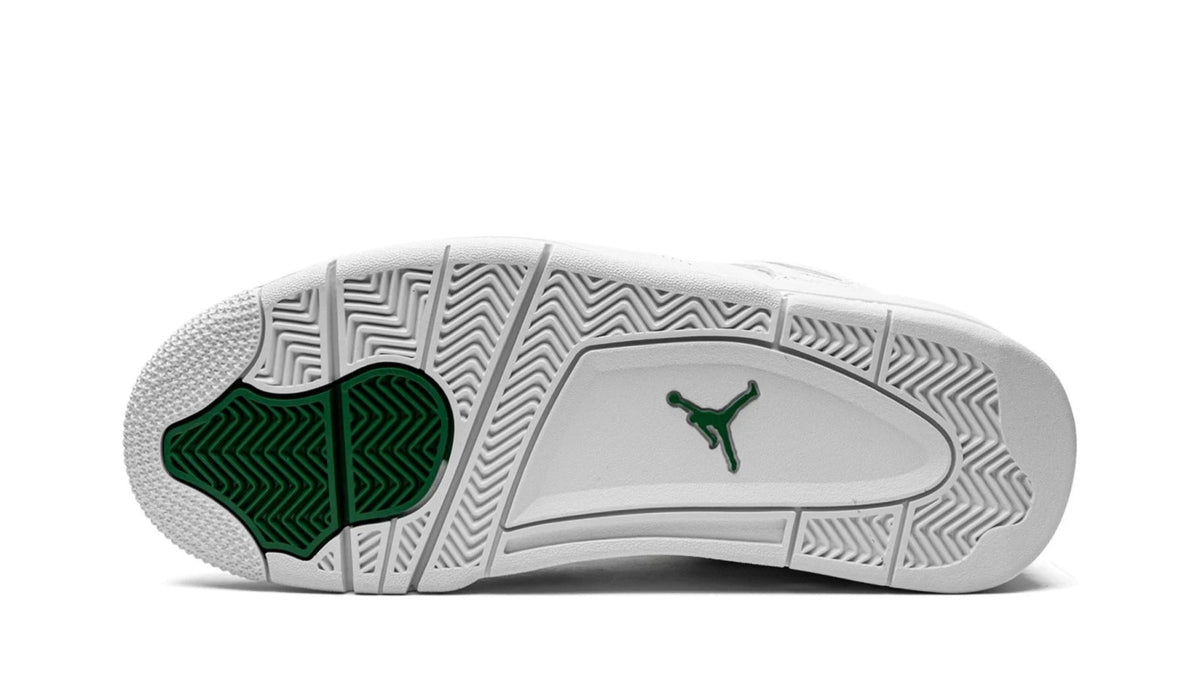 Air Jordan 4 Retro "Metallic Pack - Pine Green"