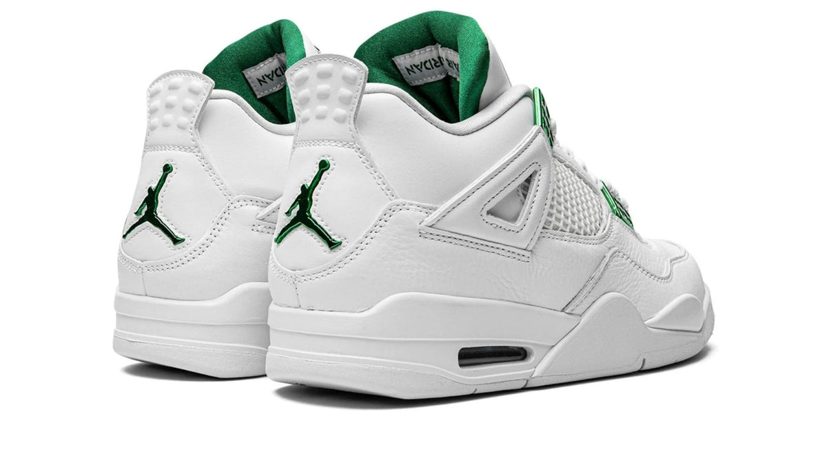 Air Jordan 4 Retro "Metallic Pack - Pine Green"