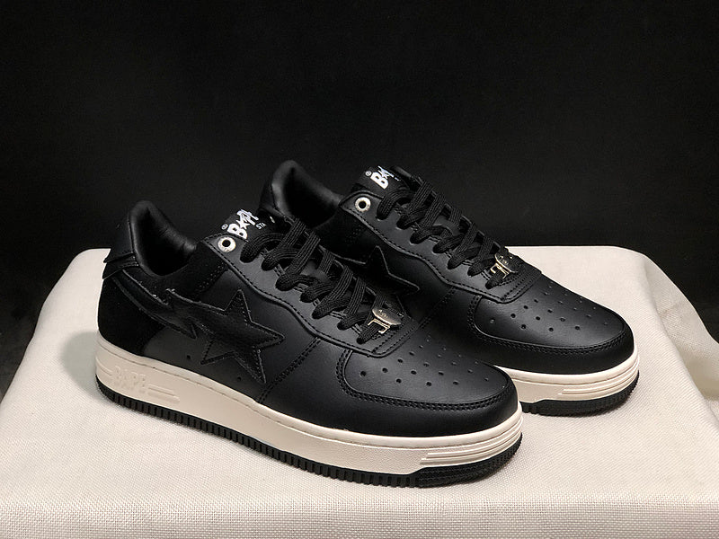 BAPE STA Low – Triple Black / Cream