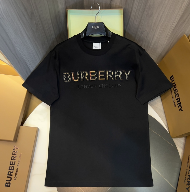 Minimal Logo T-Shirt – London Style