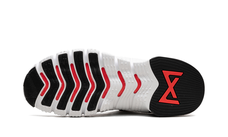 Nike Free Metcon 5 Training Shoe - White/Bright Crimson (DV3949-100)