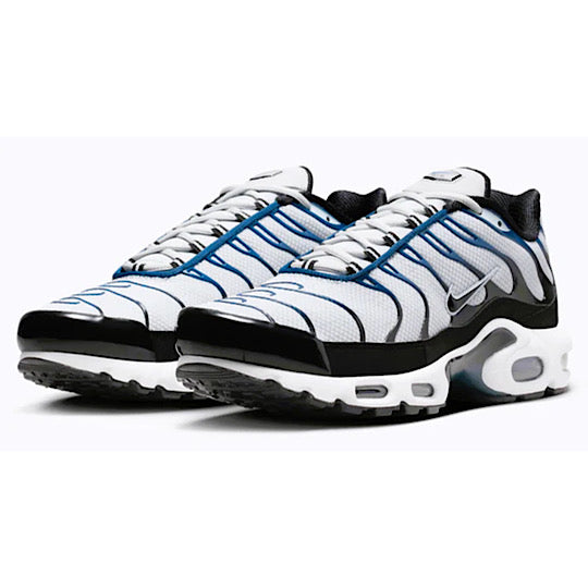 NIKE AIR MAX PLUS