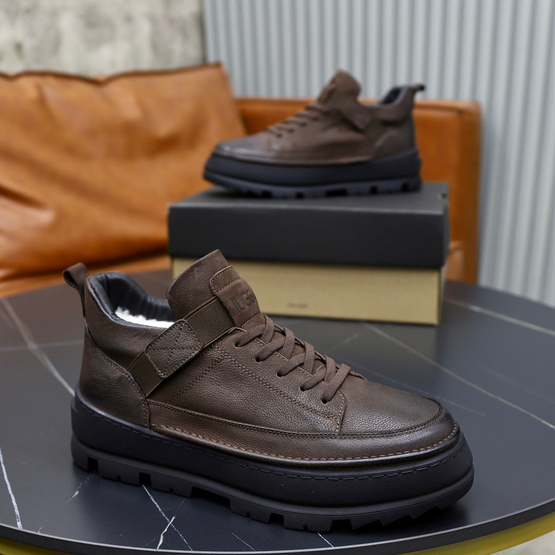UGG Lug-Sole Low-Top Sneaker – Dark Brown