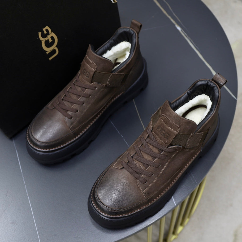 UGG Lug-Sole Low-Top Sneaker – Dark Brown