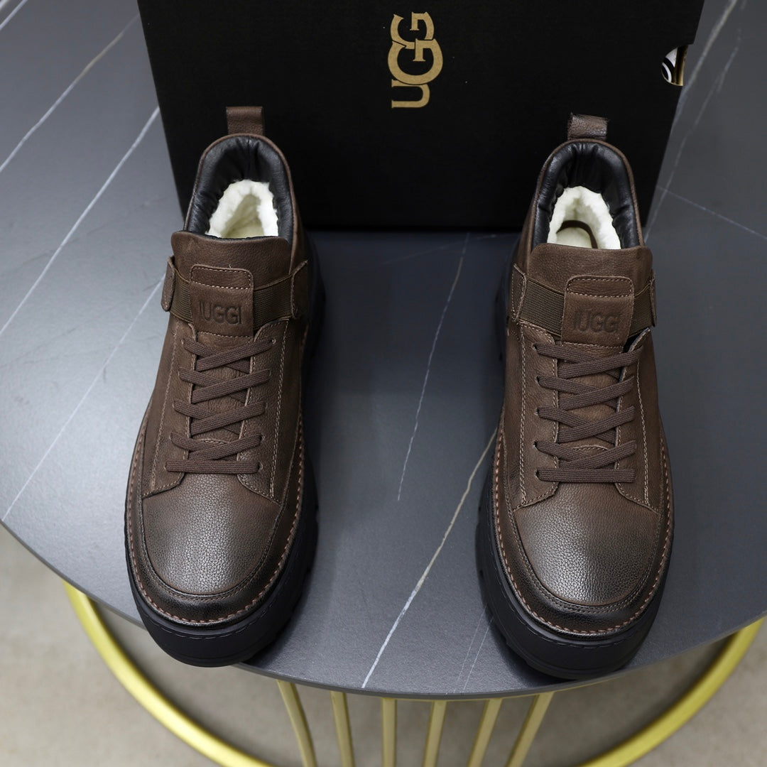 UGG Lug-Sole Low-Top Sneaker – Dark Brown