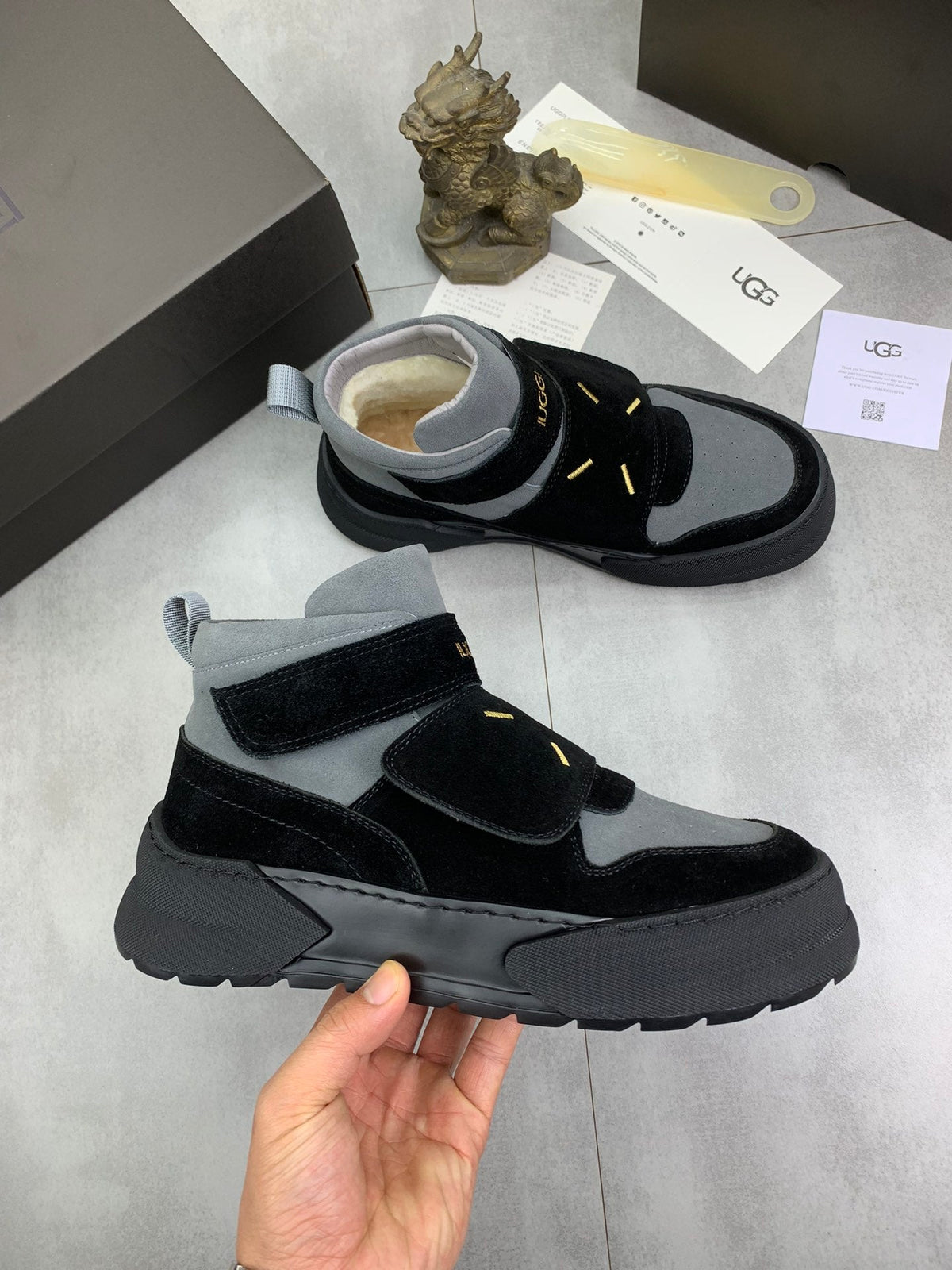 UGG Mid-Top Sneaker – Black/Grey