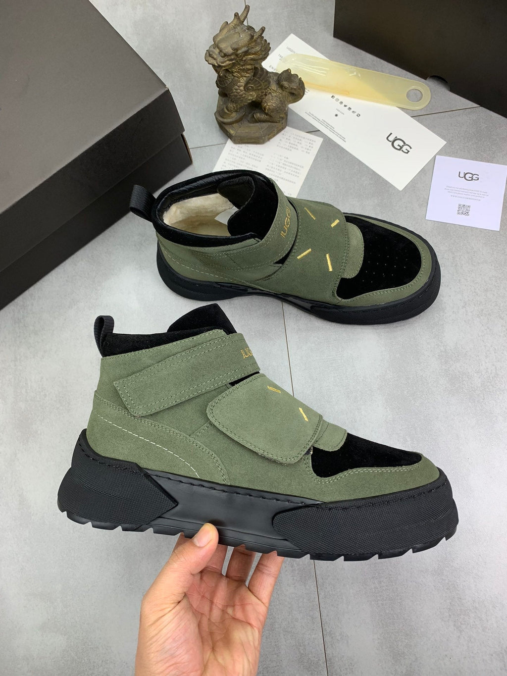 UGG Mid-Top Sneaker – Army Green/Black
