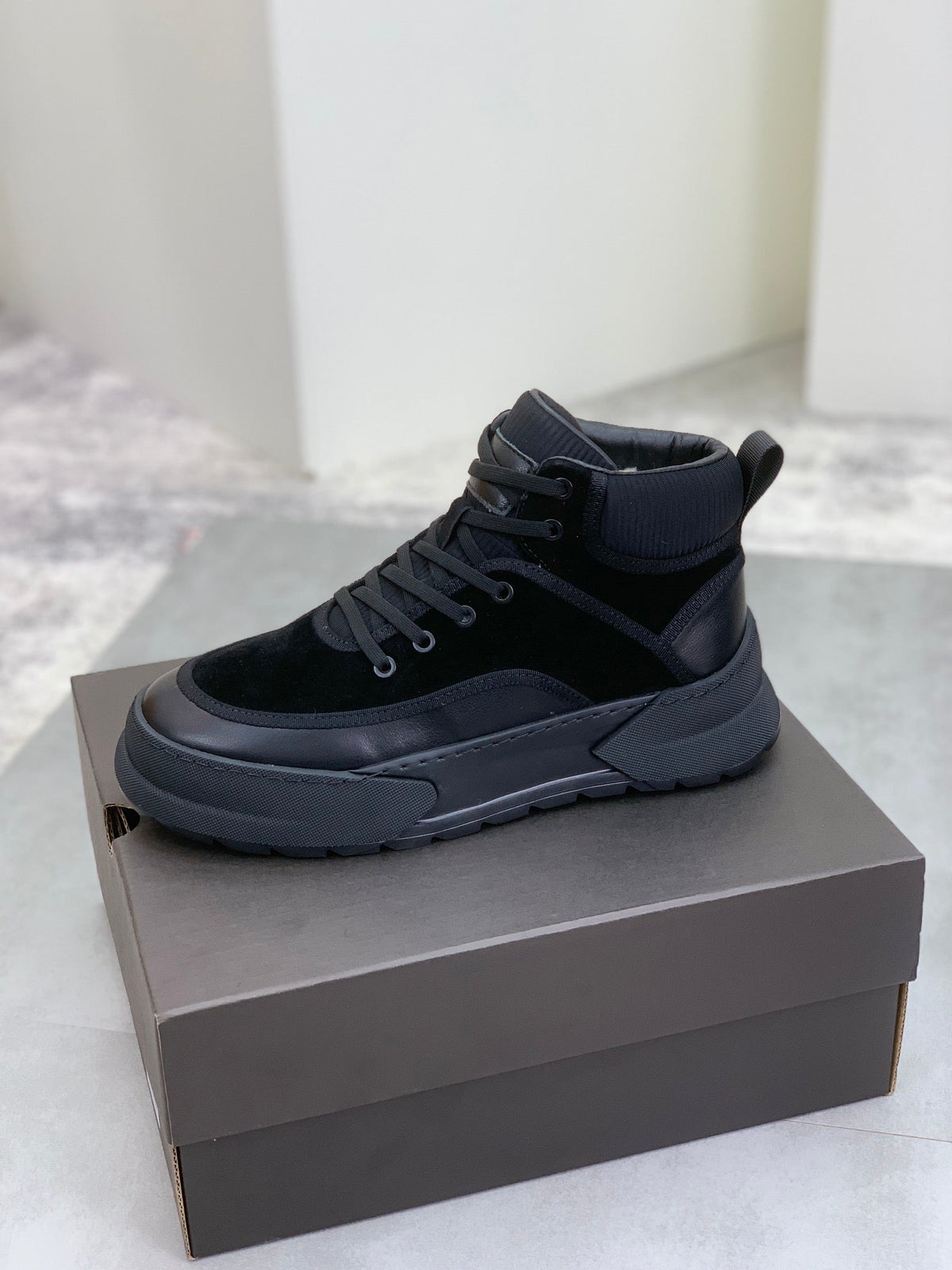 UGG Mid-Top Sneaker – Triple Black