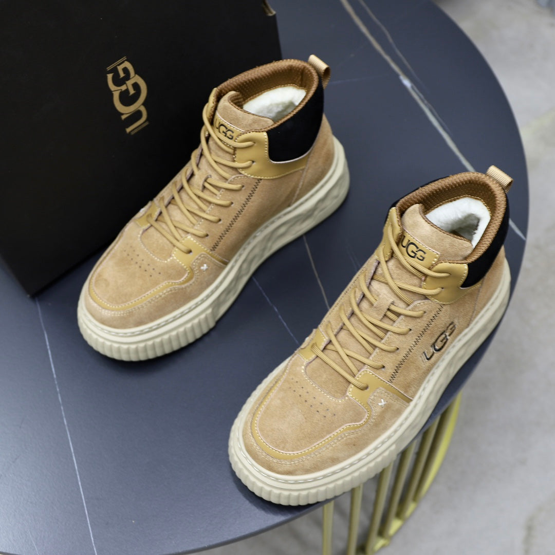 UGG High-Top Sneaker – Sand