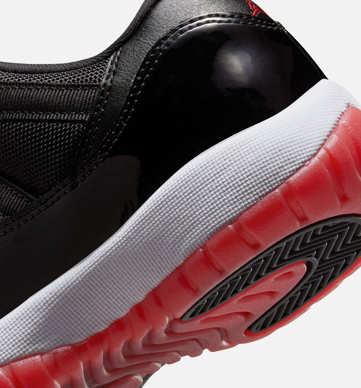 Air Jordan 11 Retro 'Bred' Grade School - Black/Varsity Red/White