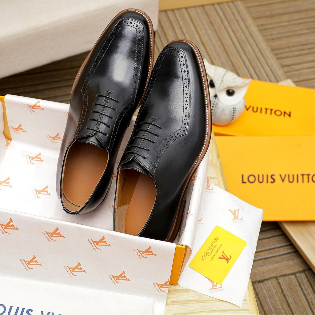 Louis Vuitton Men's Black Lace-Up Dress Shoes
