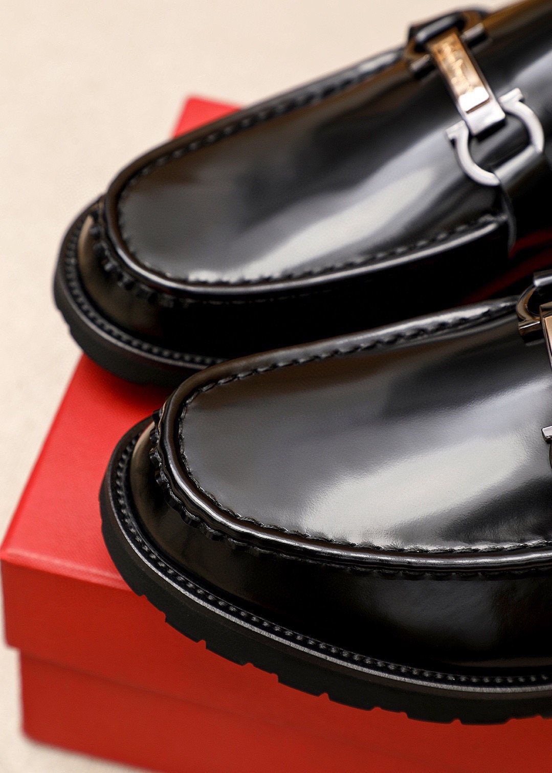 Ferragamo Black Bit Loafers - Apron Toe