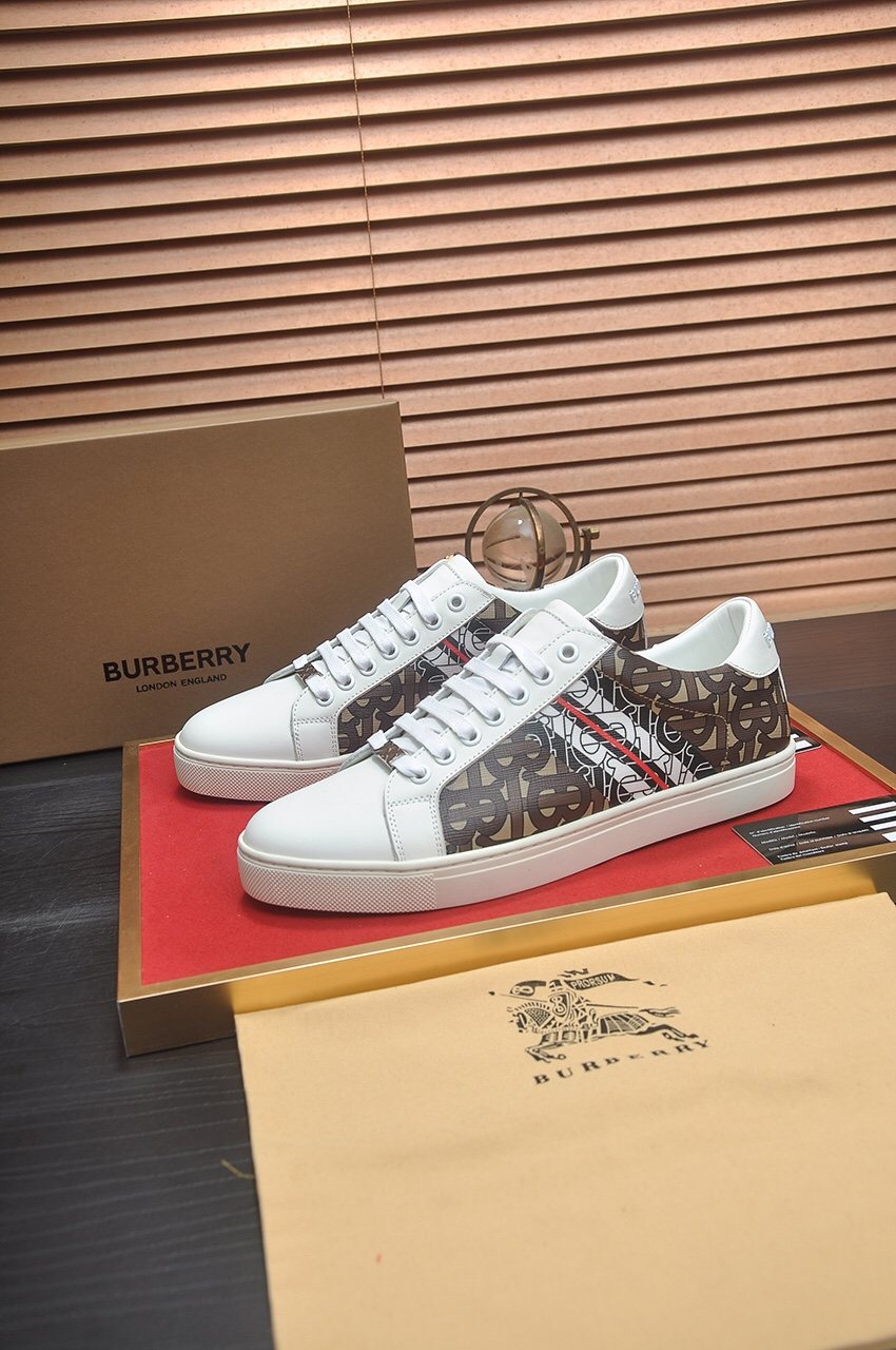 Burberry White Pattern Low-Top Sneakers