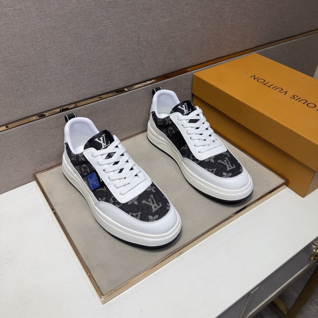 Louis Vuitton Patterned Low-Top Sneakers